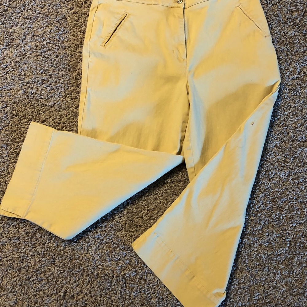 Chico’s CroppedPants
